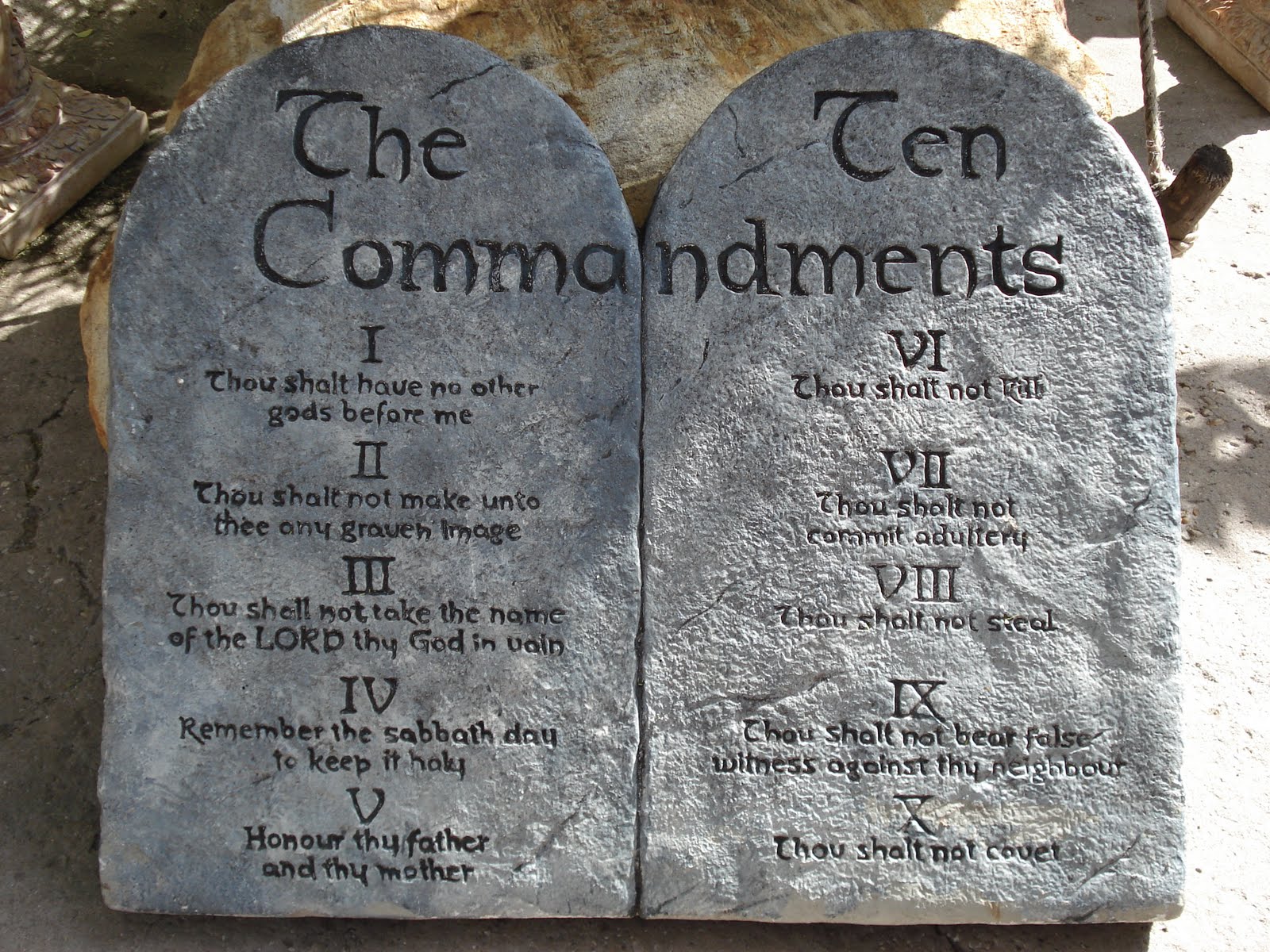 The 10 commandments of the bible